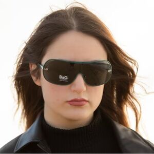 2000s Dolce & Gabbana Vintage shield sunglasses white 6008